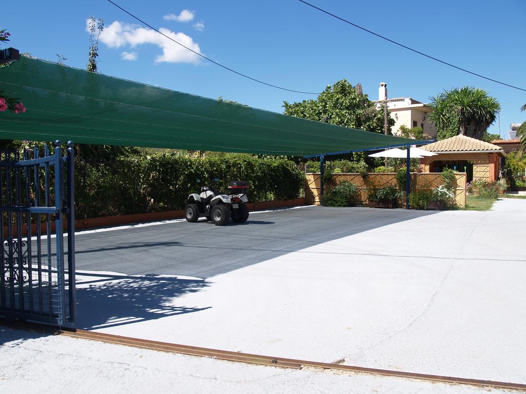 Armonia Studios Agios Georgios  Exterior photo