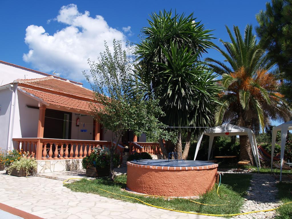 Armonia Studios Agios Georgios  Exterior photo