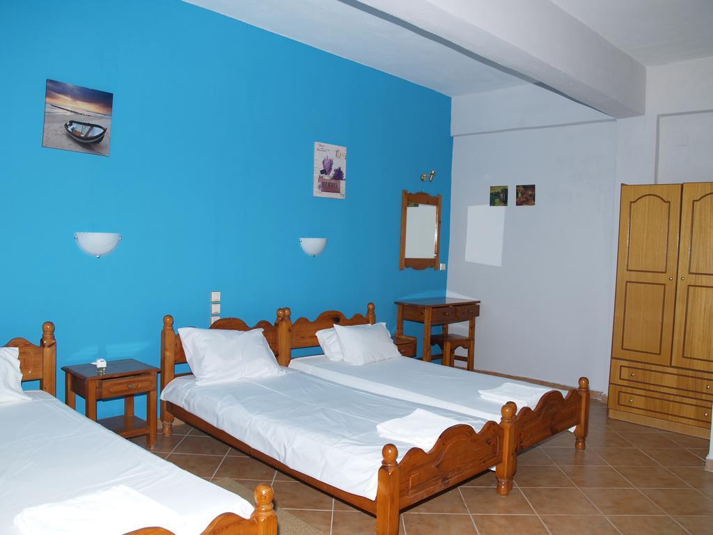 Armonia Studios Agios Georgios  Room photo